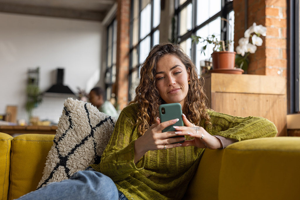 female going through clean break divorce